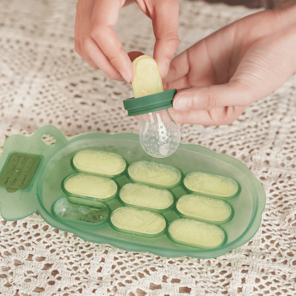 Haakaa Flower Fresh Food Feeder & Cover Set,Nursing & Feeding