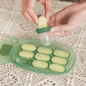 Haakaa Flower Fresh Food Feeder & Cover Set,Nursing & Feeding