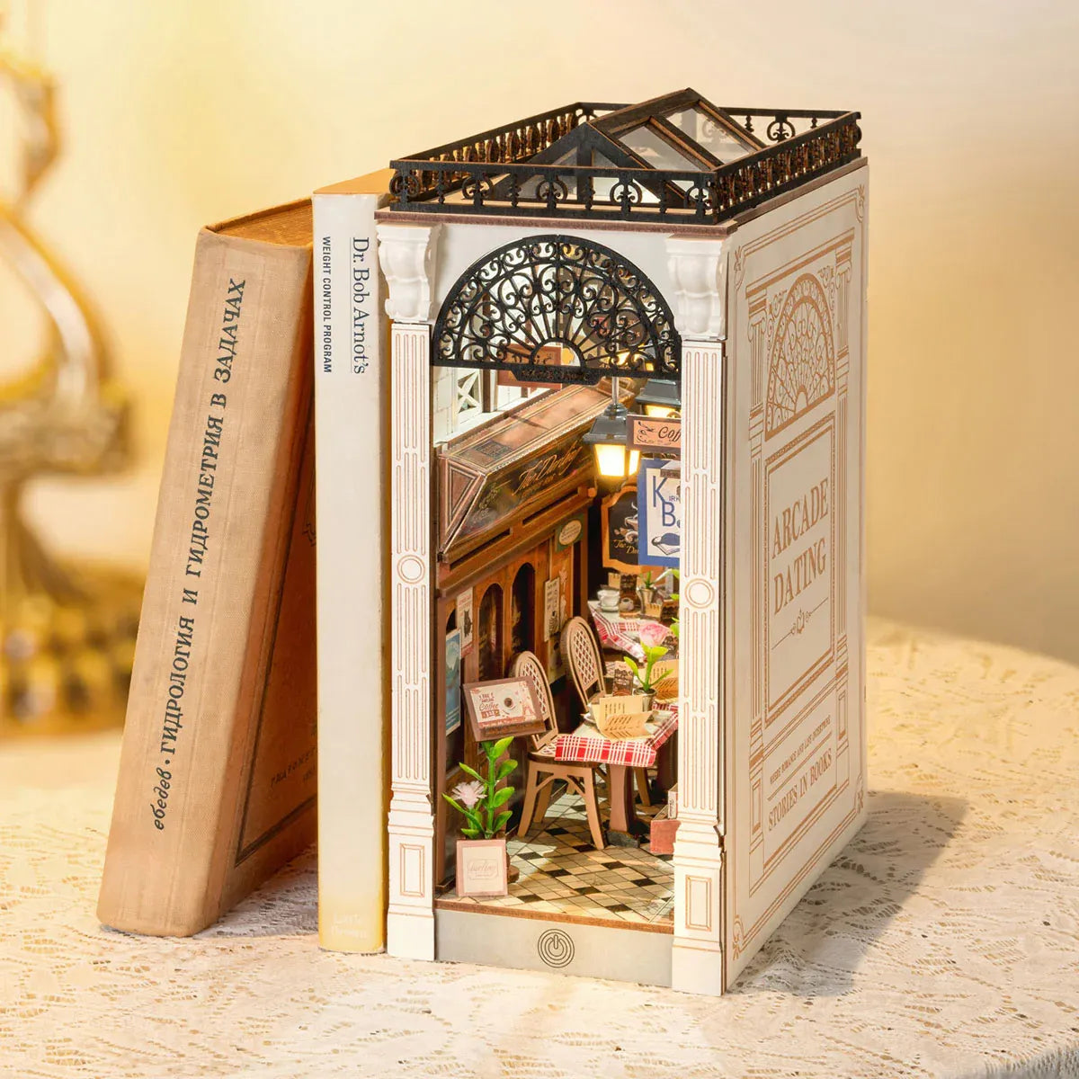 Rolife Arcade Dating DIY Book Nook Kit - TGB10