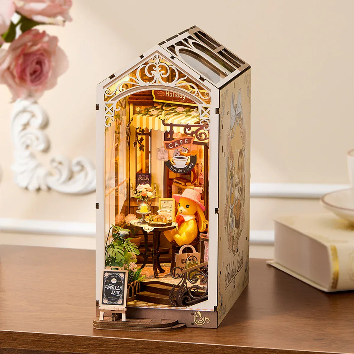 Rolife Holiday Café DIY Book Nook Kit - TGB15