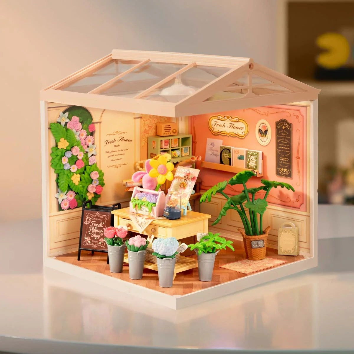 Rolife Fresh Flower Shop DIY Miniature House Kit