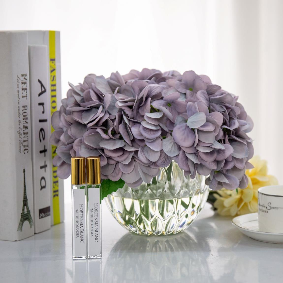 Cote Noire - Luxury Range Hydrangea'S - Blue - Crystal Vase - LHY05.