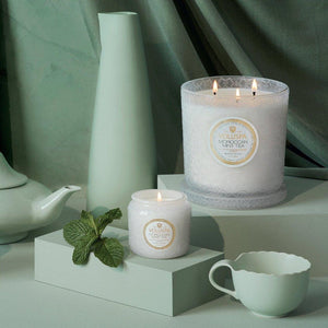 VOLUSPA Moroccan Mint Tea Petite Jar 40hr Candle.