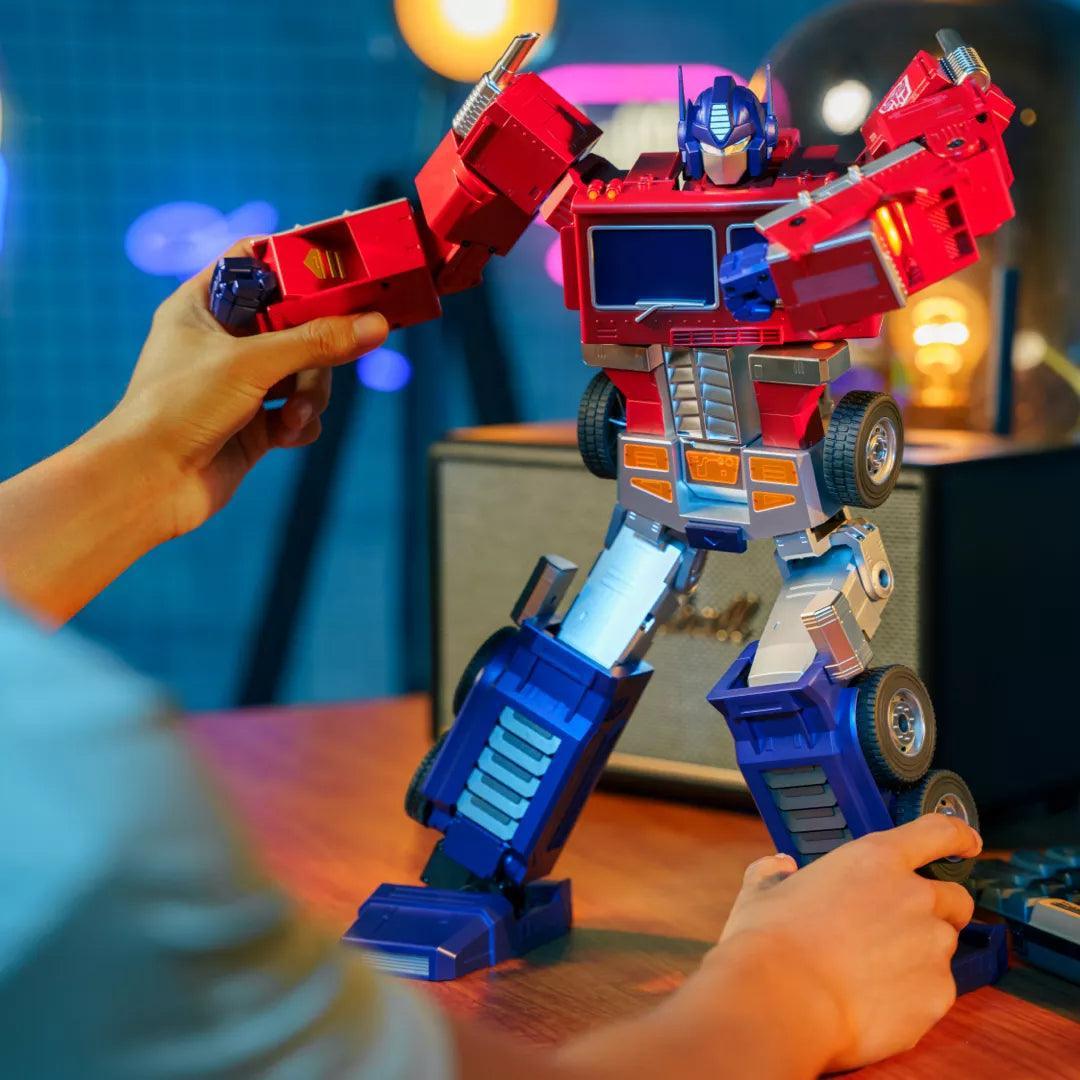 Robosen Transformers Elite Optimus Prime Auto-converting Robot, image 12