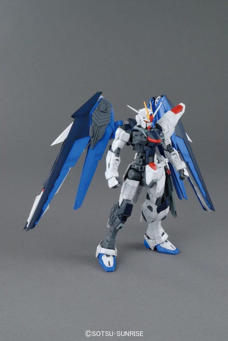 Bandai MG 1/100 Freedom Gundam Ver.2.0, image 4