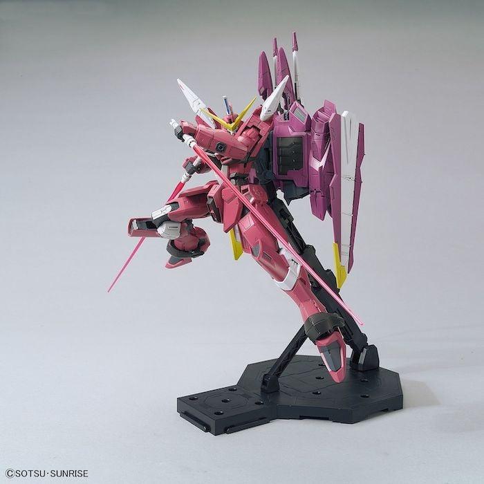 Bandai MG 1/100 Justice Gundam, image 8