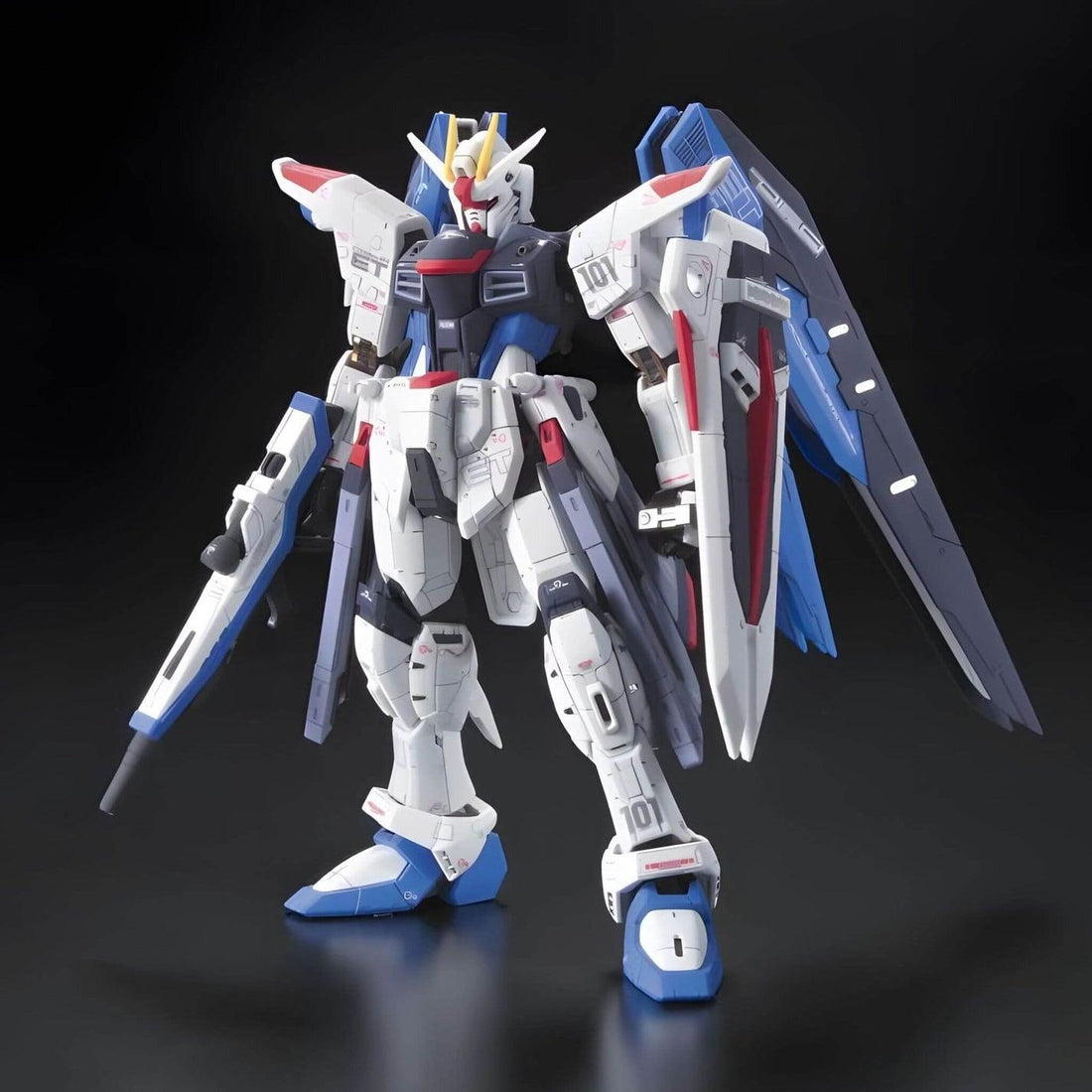 Bandai RG 1/144 Freedom Gundam, image 4