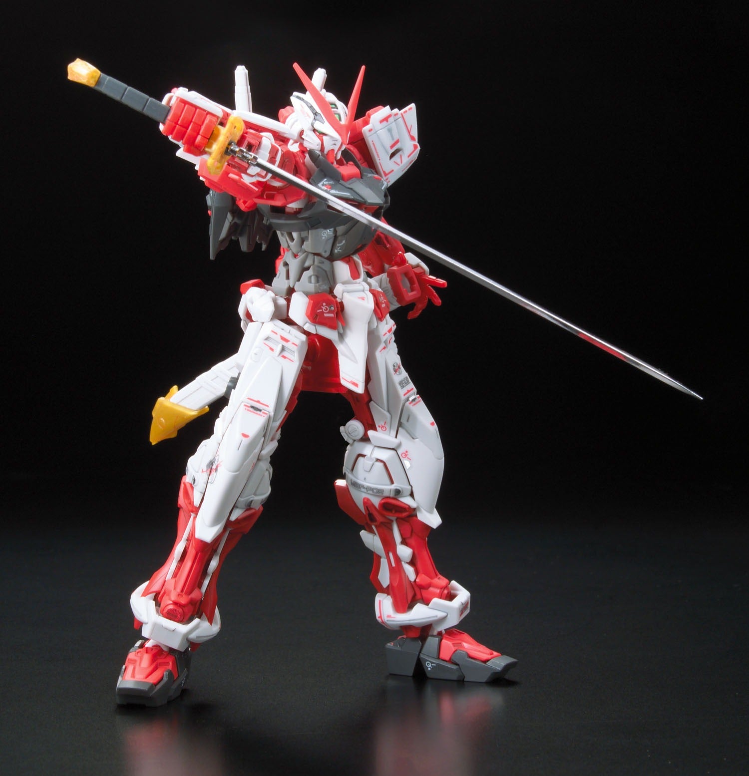 Bandai RG 1/144 MBF-P02 Gundam Astray Red Frame