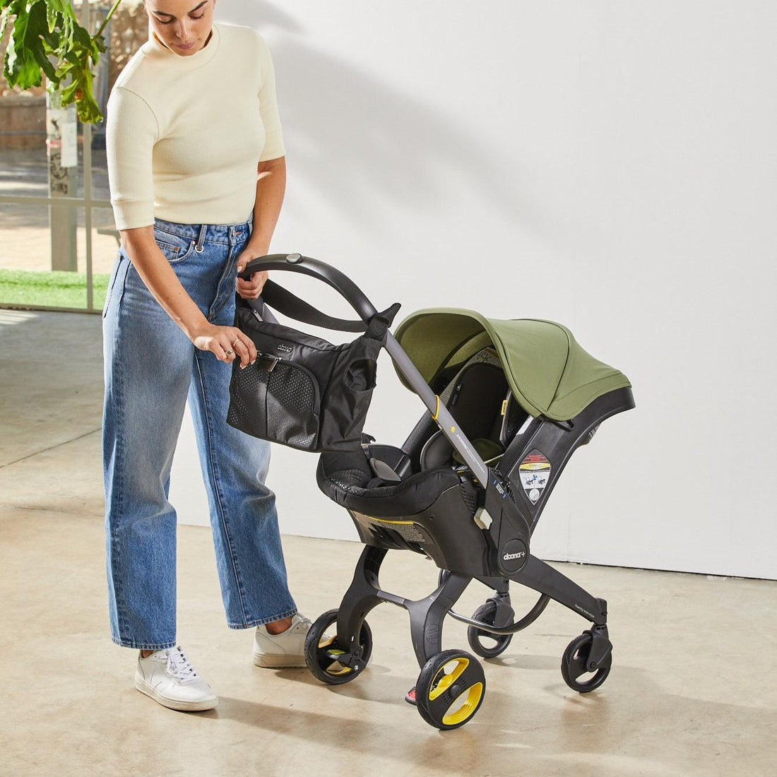 Doona Essentials Bag, image 3