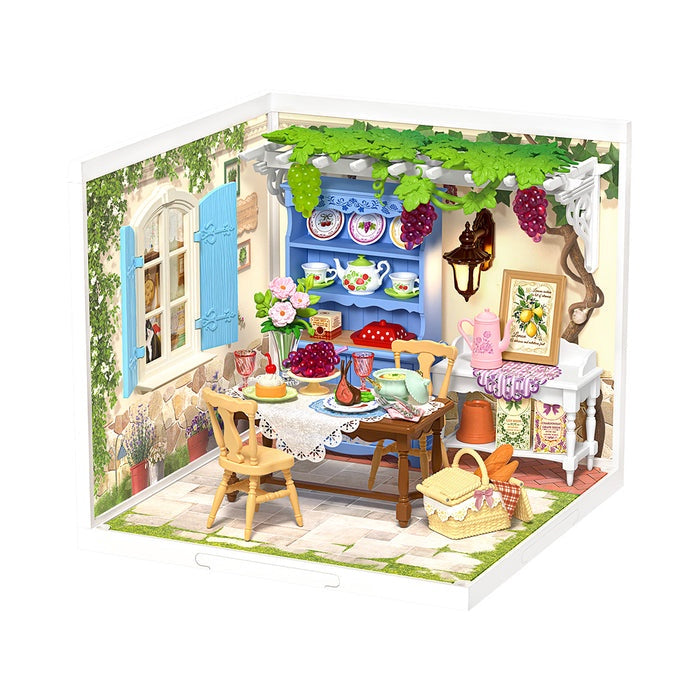 Rolife Midsummer Dream Yard DIY Miniature House Kit