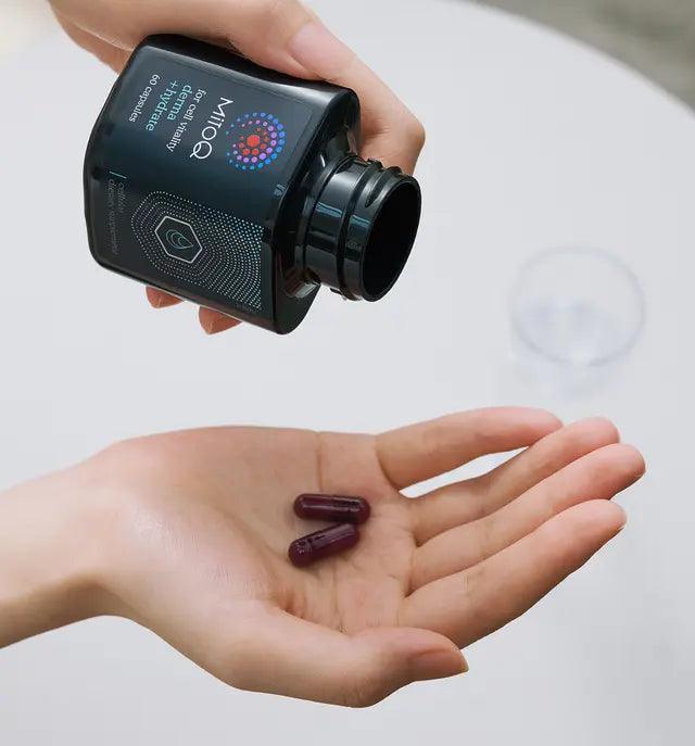 MitoQ Derma +Hydrate 60 Capsules, image 4