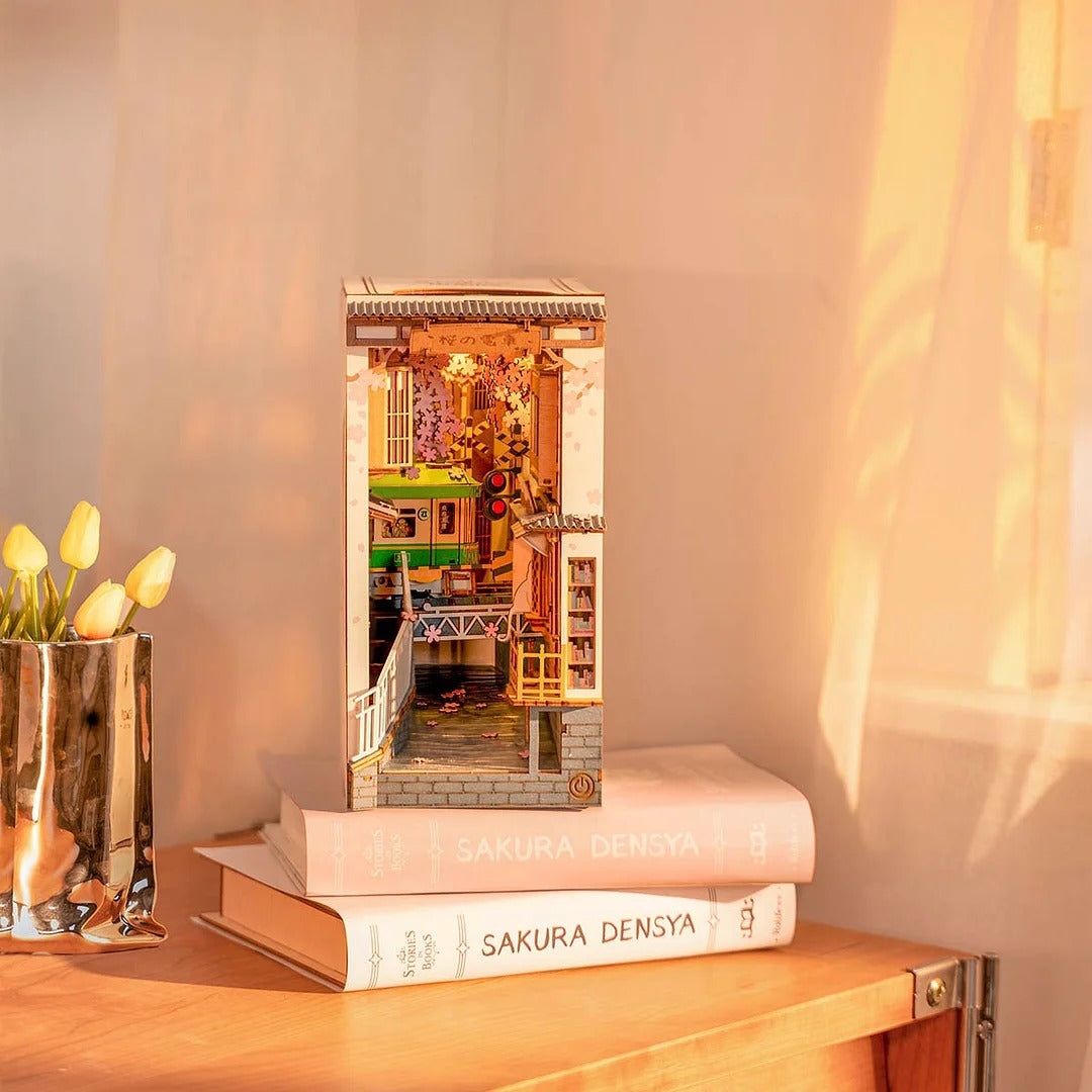 Rolife Sakura Densya DIY Book Nook Shelf Insert Kit