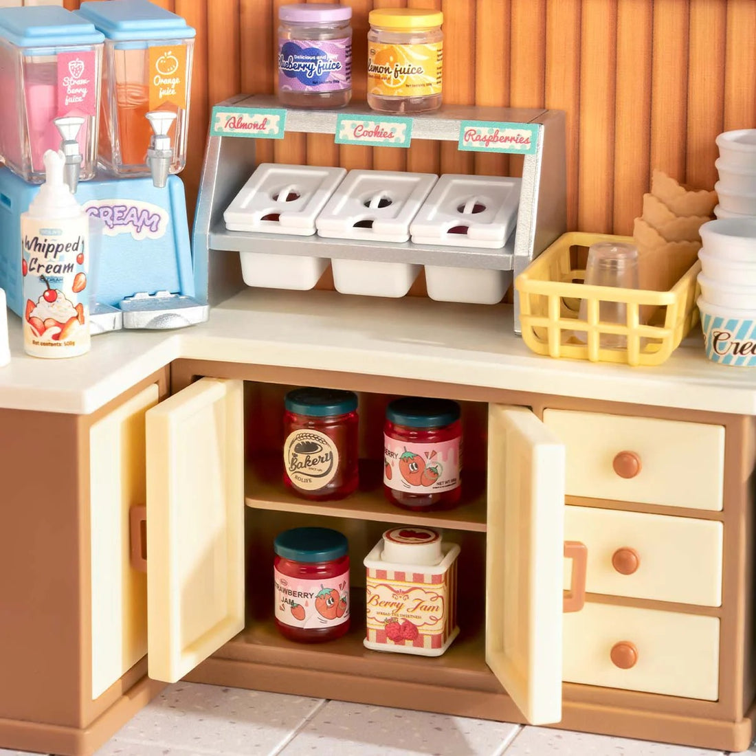Rolife Flavorful Ice Cream DIY Miniature House Kit, image 4