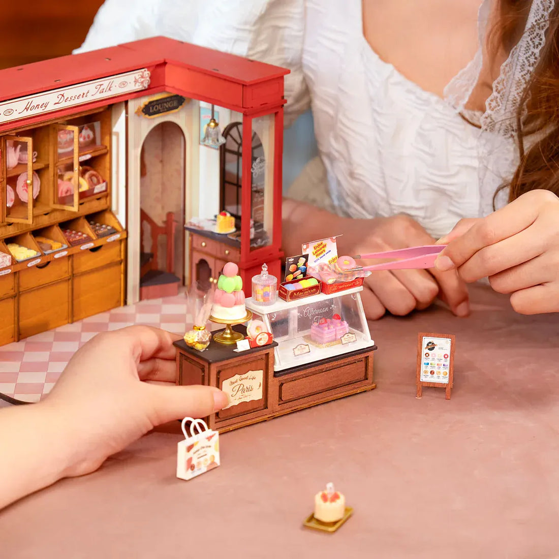 Rolife Honey Dessert Talk DIY Miniature House Kit - DG168, image 3