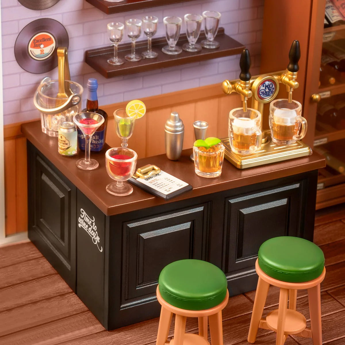Rolife Leisurely Cheers Bar DIY Miniature House Kit