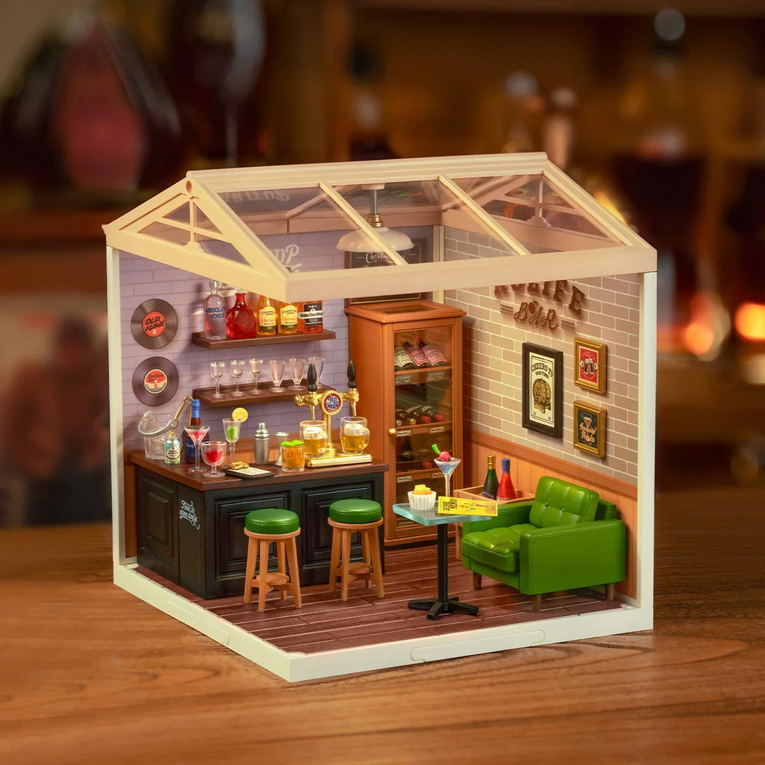 Rolife Leisurely Cheers Bar DIY Miniature House Kit, image 4