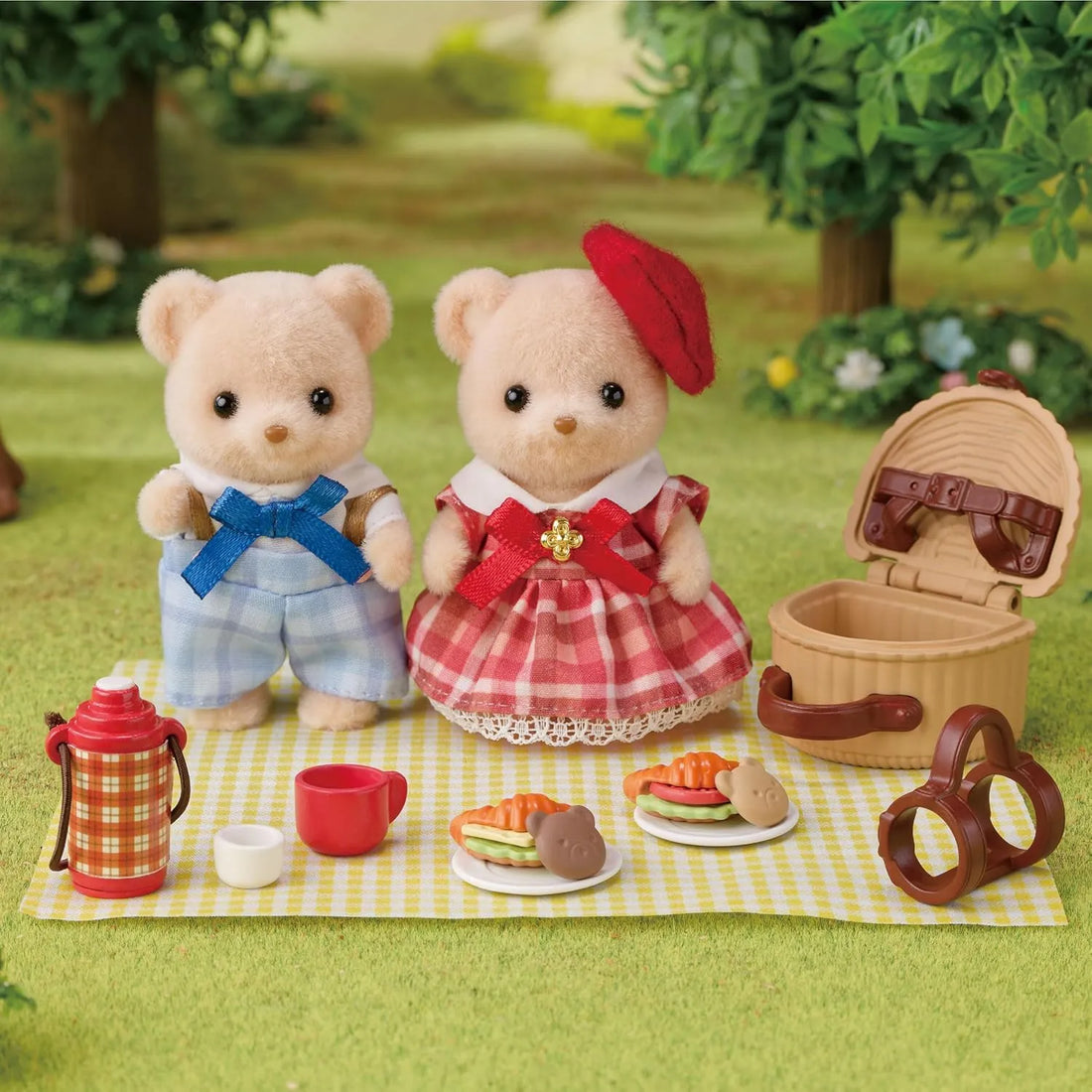 Sylvanian Families Biscuit Bear Family, image 3