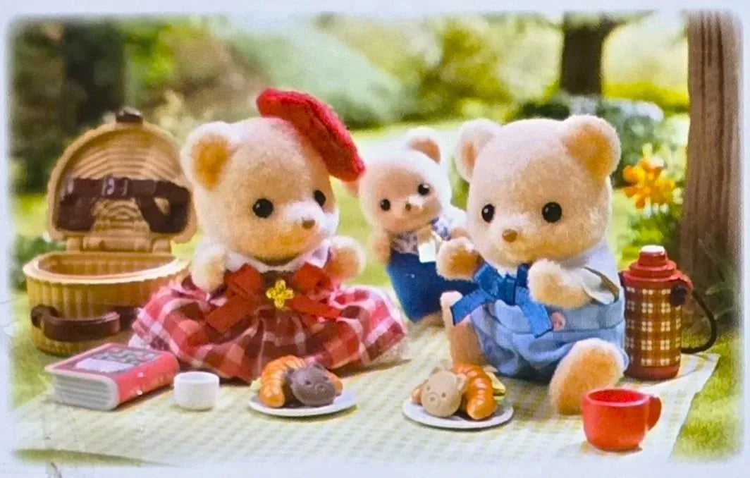 Sylvanian Families Biscuit Bear Family, image 5