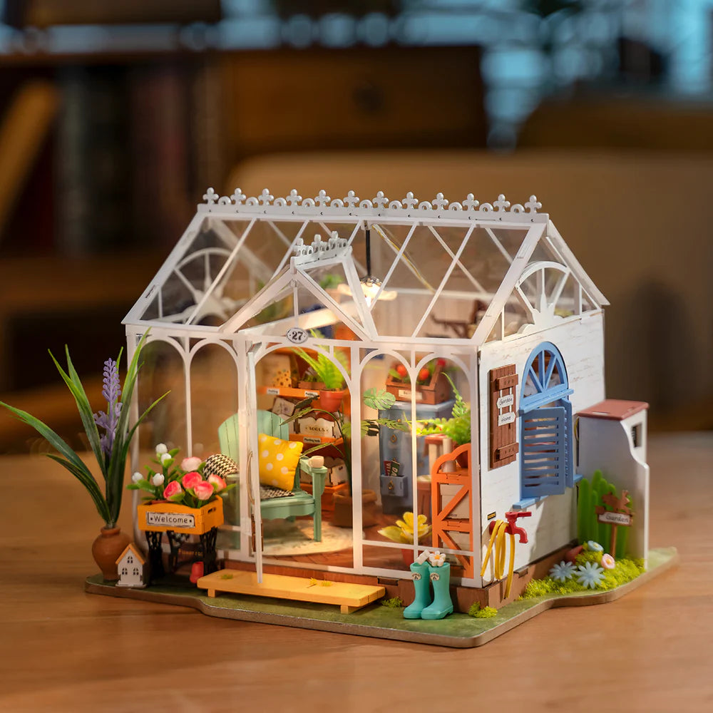 Rolife Dreamy Garden House DIY Miniature House Kit, image 4