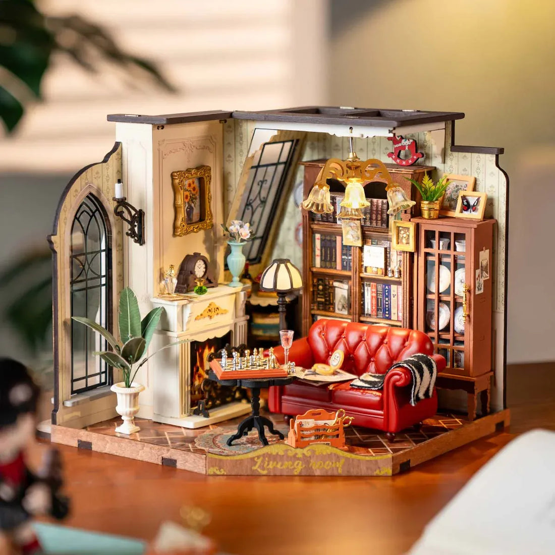 Rolife Catherine's Living Room DIY Miniature House Kit, image 3