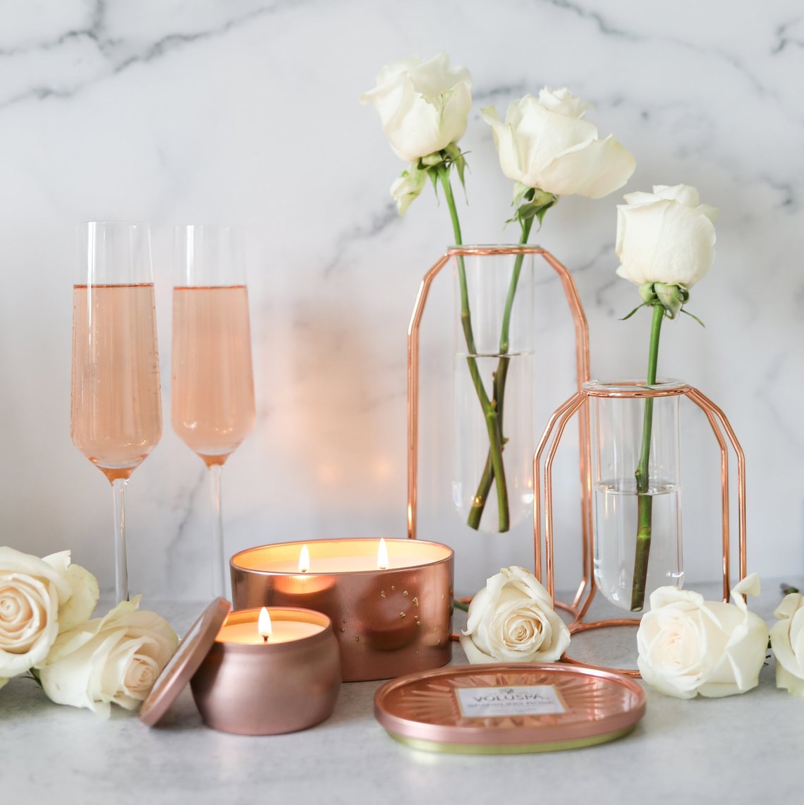 VOLUSPA Sparkling Rose Decorative Candle.