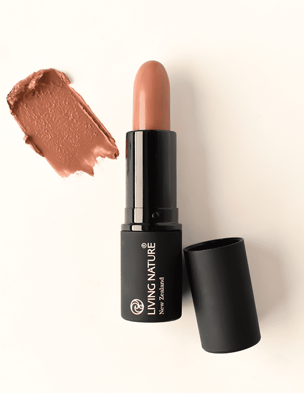 Living Nature Lipsticks 3.9g.