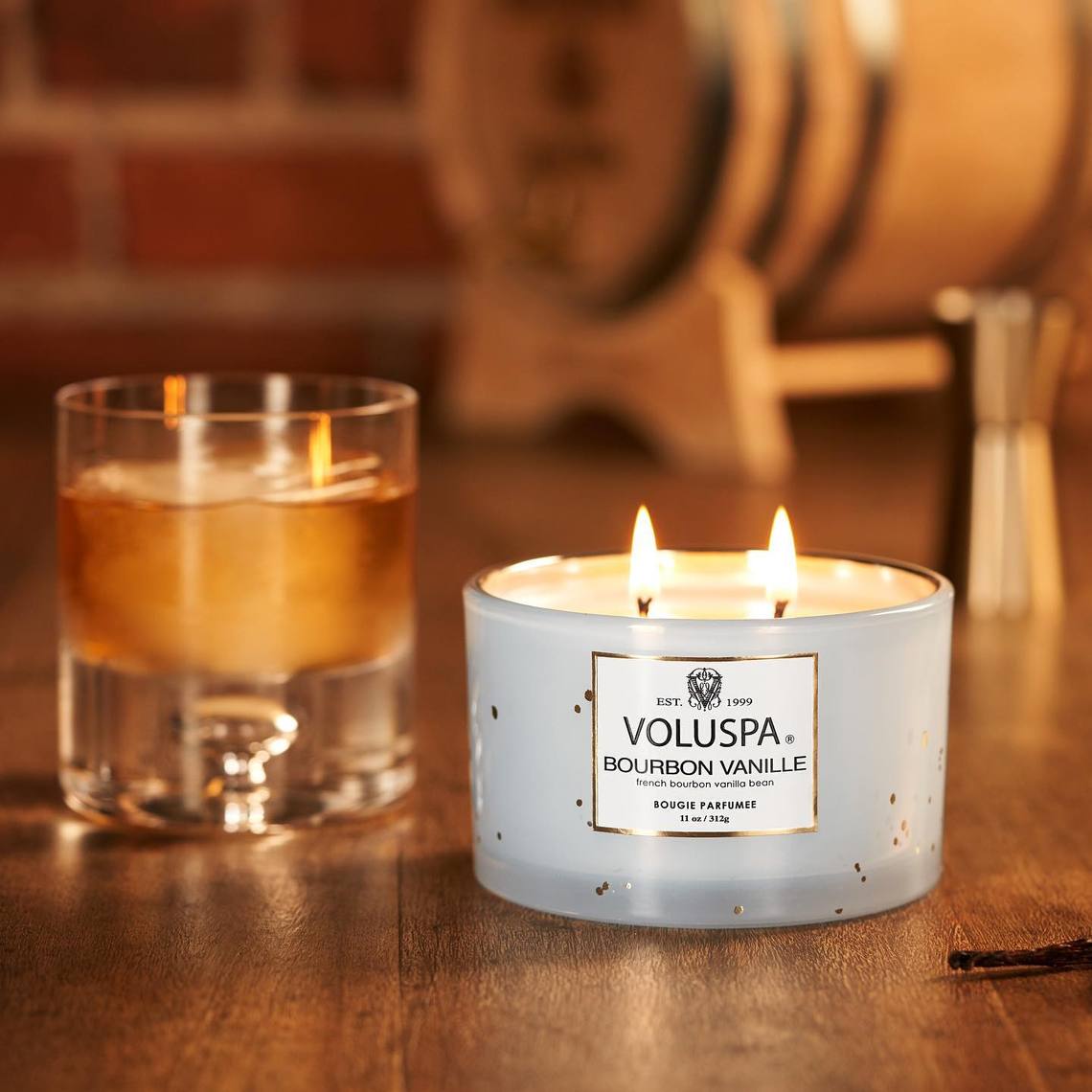 VOLUSPA Bourbon Vanille Corta Candle.