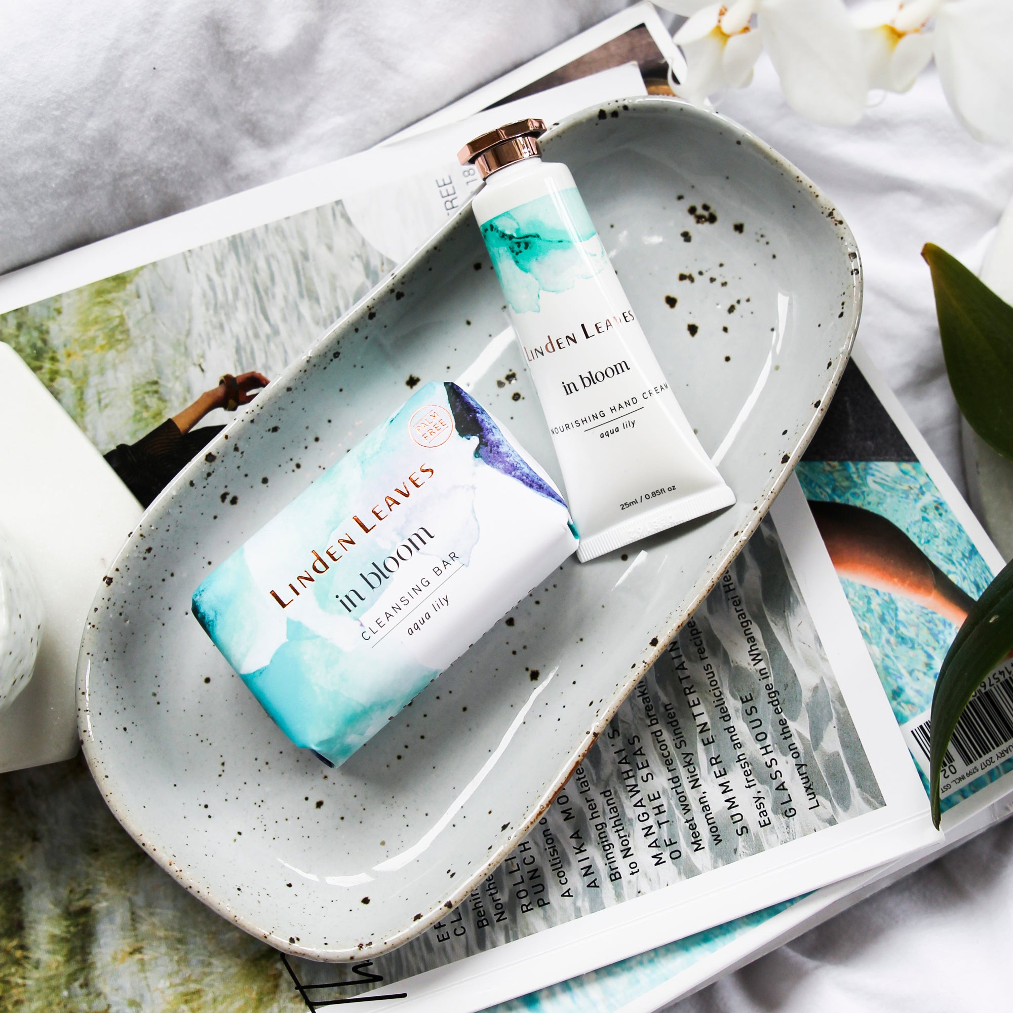 Linden Leaves In Bloom Hand Cream & Cleansing Bar Blue.