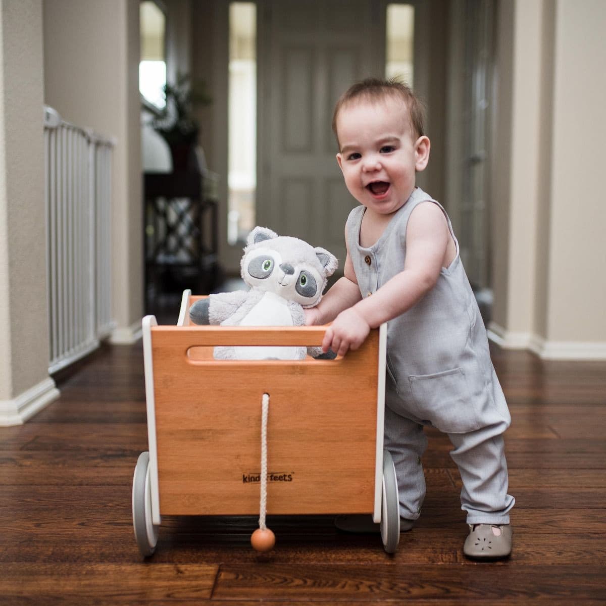 Kinderfeets Toy Box - White.