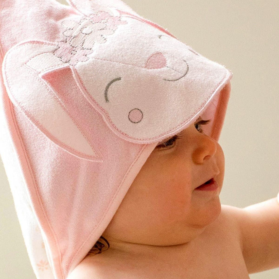 Little Linen Hooded Towel & Washers, image 5