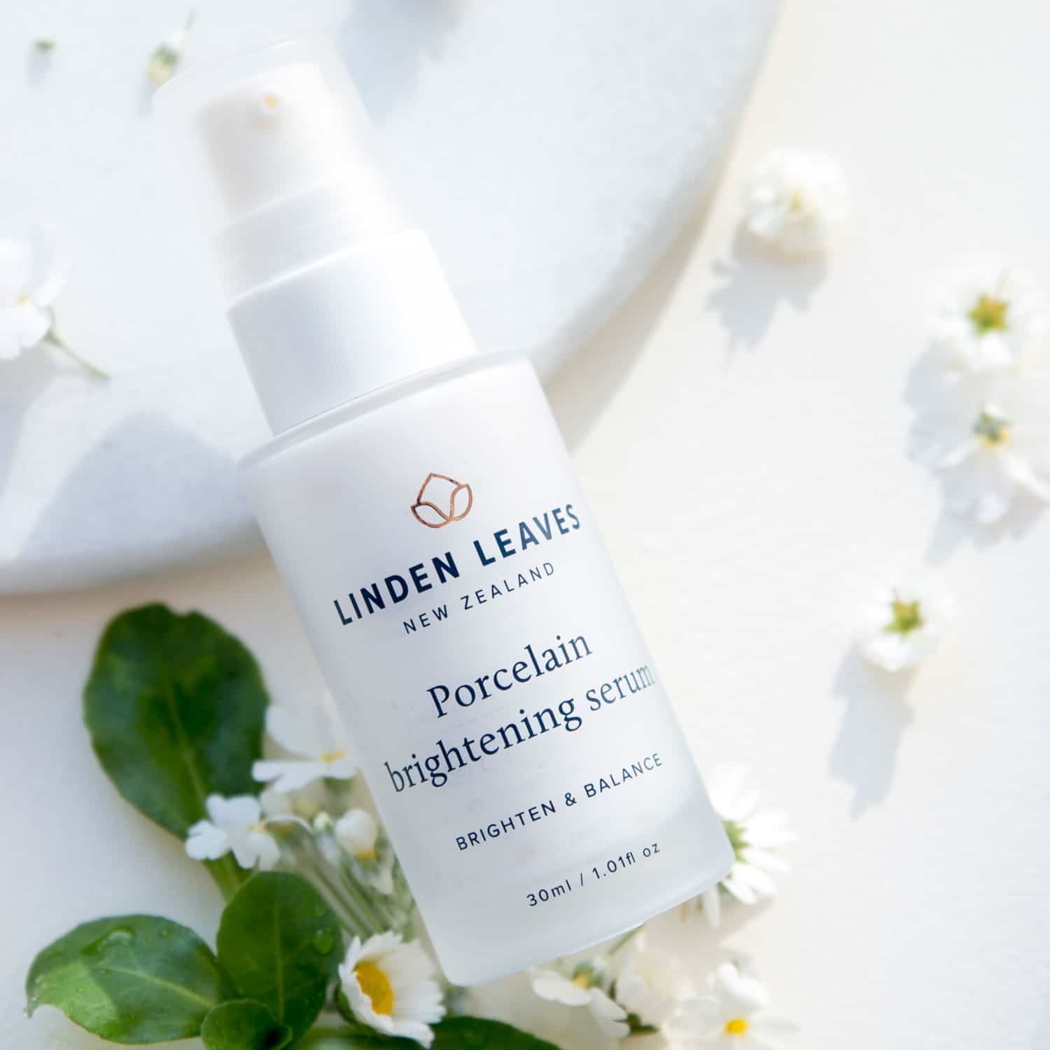 Linden Leaves Porcelain Brightening Serum 30ml.