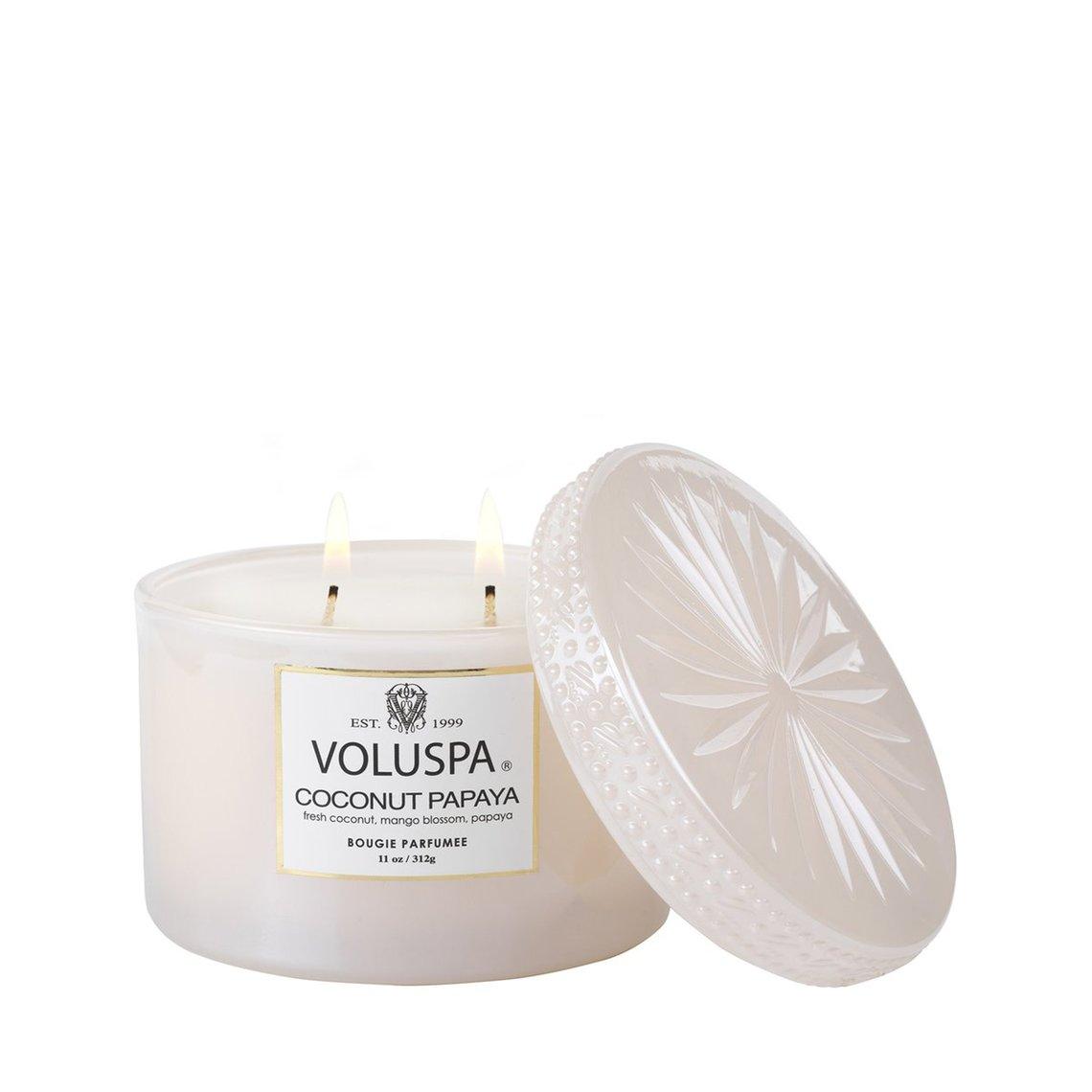VOLUSPA Coconut Papaya Corta Candle.
