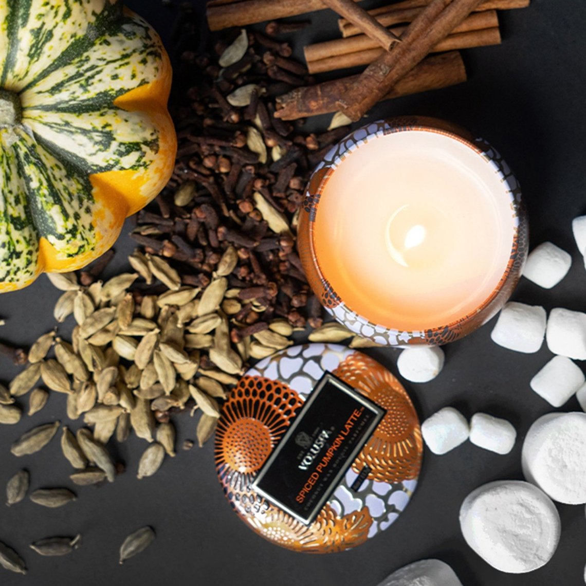 VOLUSPA Spiced Pumpkin Latte Decorative Candle.