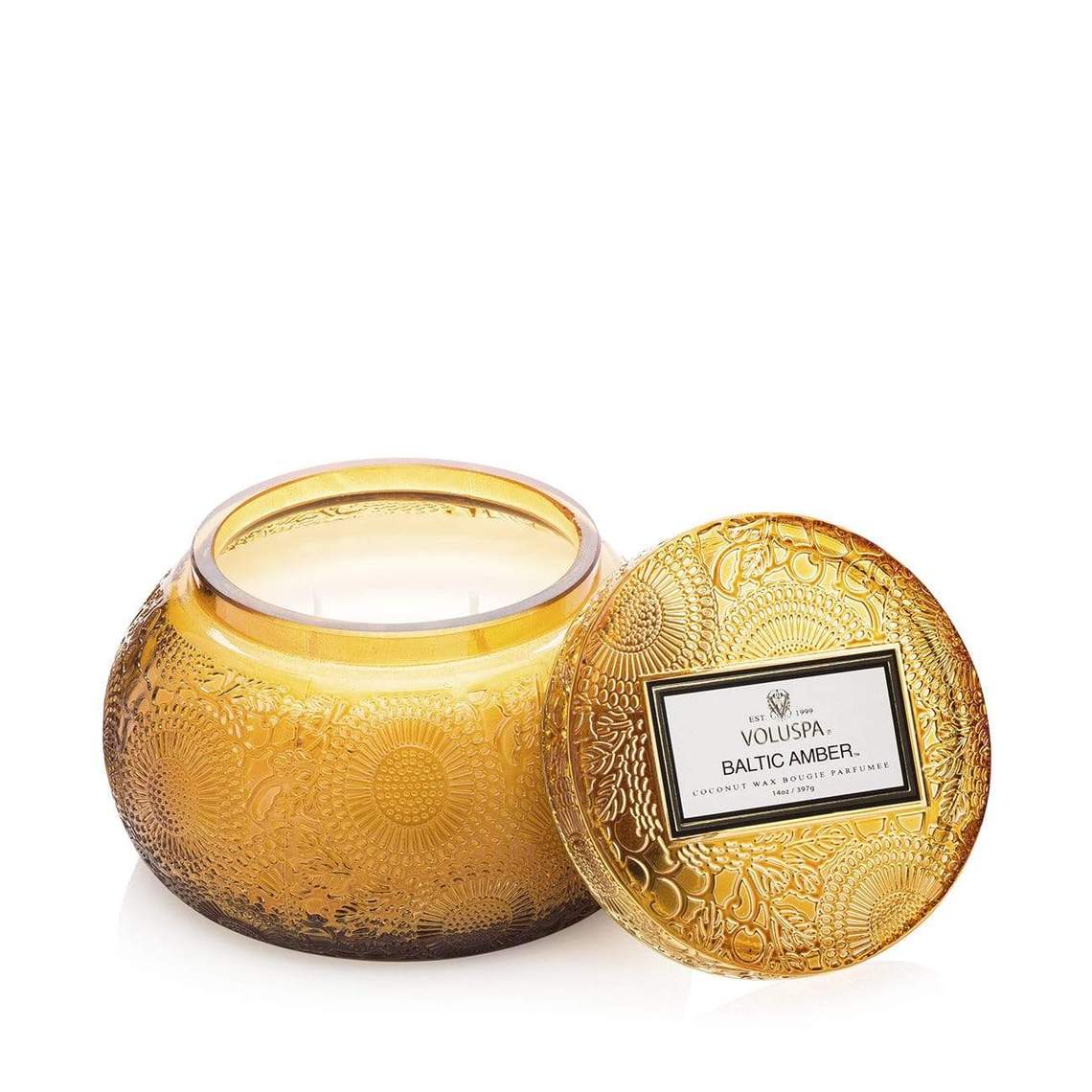 VOLUSPA Baltic Amber Chawan Candle.